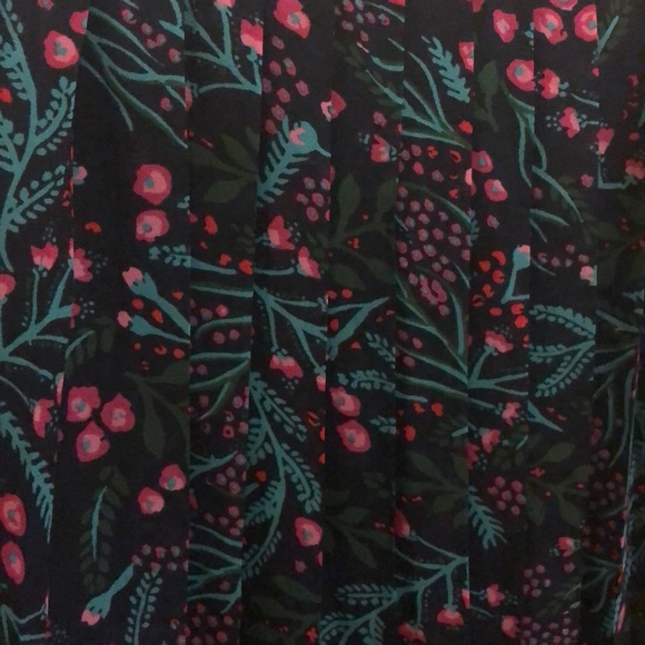 ModCloth Floral Pleated Midi Skirt, Size L - Picture 2 of 3